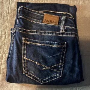 listing-status-banner